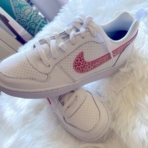 Nike Leopard print swoosh shoes NWOT